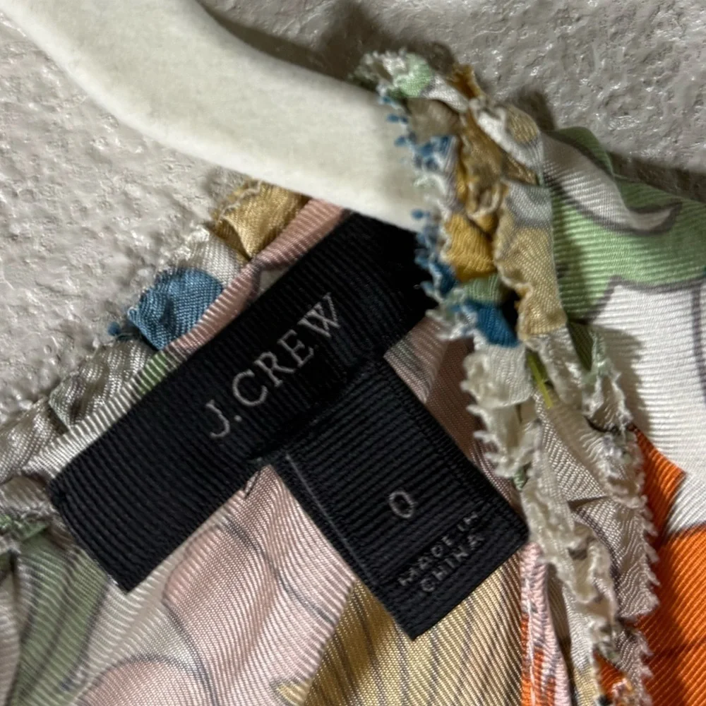 J Crew Ornate Floral Silk Sleeveless Top Blouse Retro size 0 Small F1